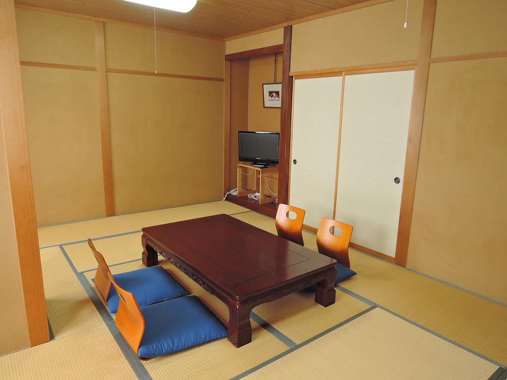 Maruni Ryokan Хакуба Екстериор снимка